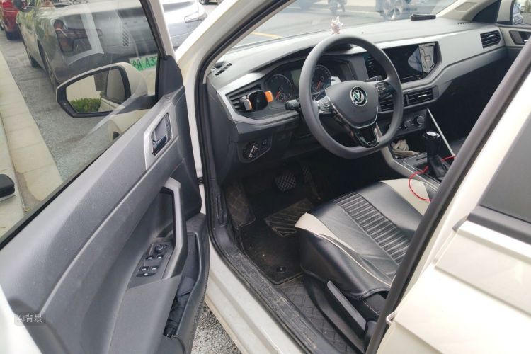 Volkswagen Polo 2021 car image #18