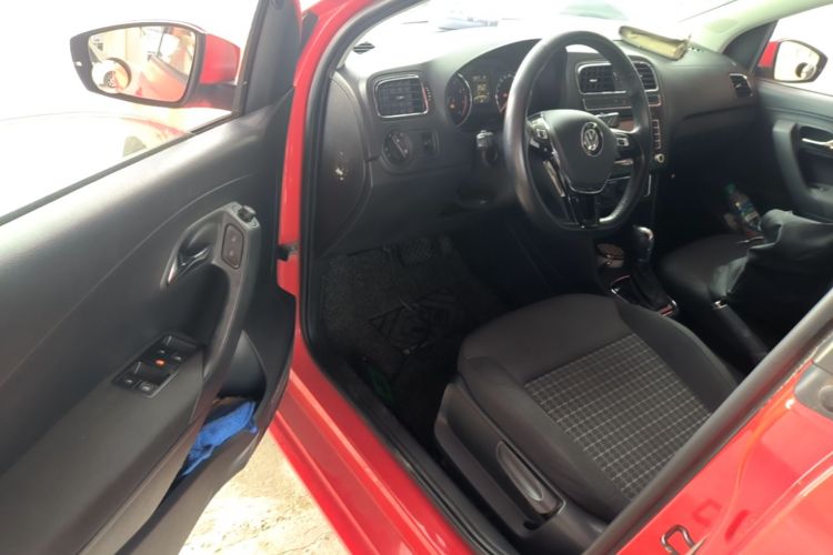 Volkswagen Polo 2016 #16 Volkswagen Polo 2016 car image #16