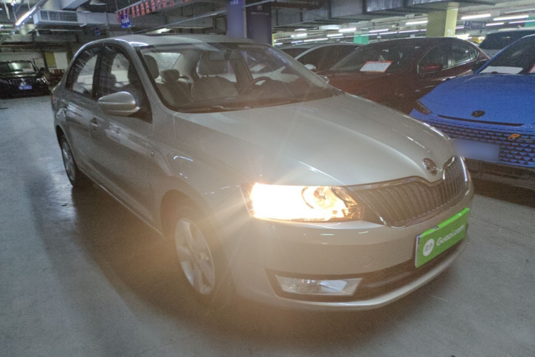 Skoda Rapid 2016 #6 Skoda Rapid 2016 car image #6