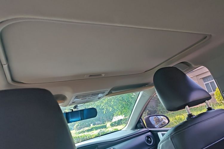 Toyota Corolla 2018 #18 Toyota Corolla 2018 car image #18