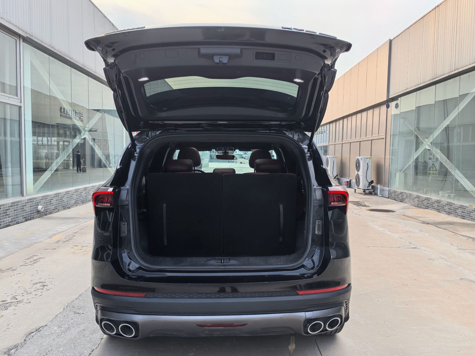 Jetour X70 PLUS 2025 car image #8
