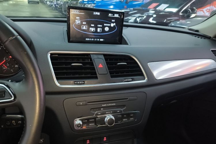 Audi Q3 2015 #13 Audi Q3 2015 car image #13