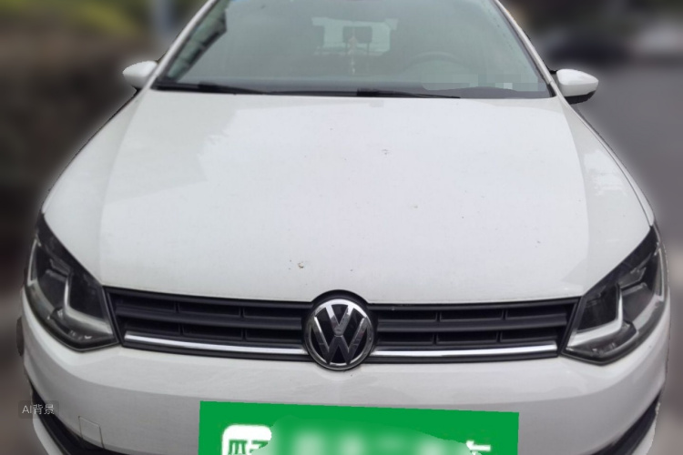 Volkswagen Polo 2015 car image #3