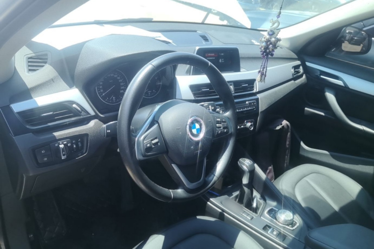 BMW X1 2018 car image #15