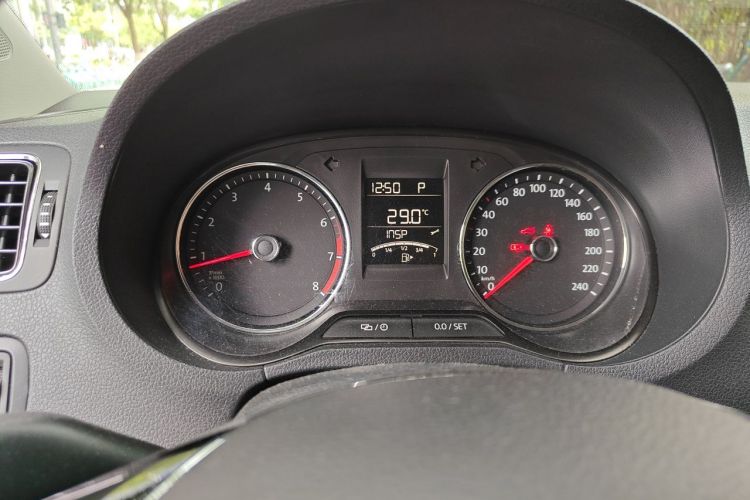 Volkswagen Polo 2017 #12 Volkswagen Polo 2017 car image #12