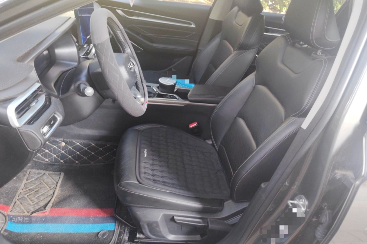 GEELY Emgrand 2024 car image #17