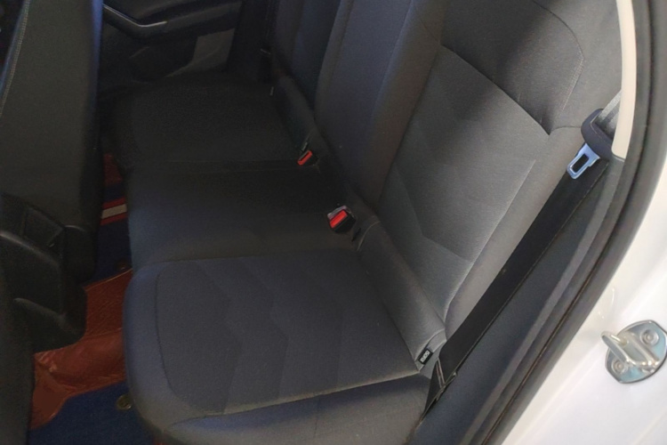 Volkswagen Polo 2020 car image #17