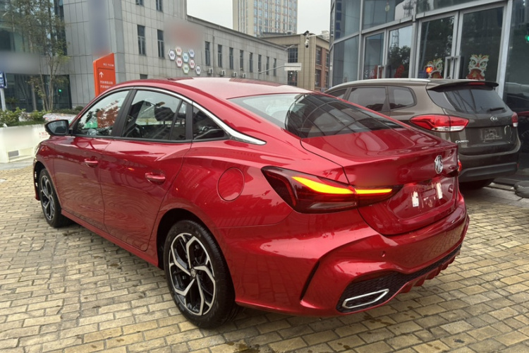MG 5 2024 #7 MG 5 2024 imagen de coche #7