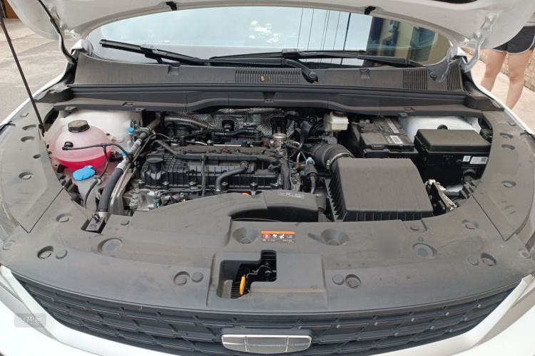 GEELY Coolray 2026 #22 GEELY Coolray 2026 car image #22
