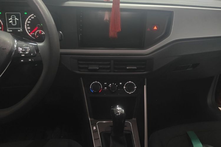 Volkswagen Polo 2019 #17 Volkswagen Polo 2019 car image #17