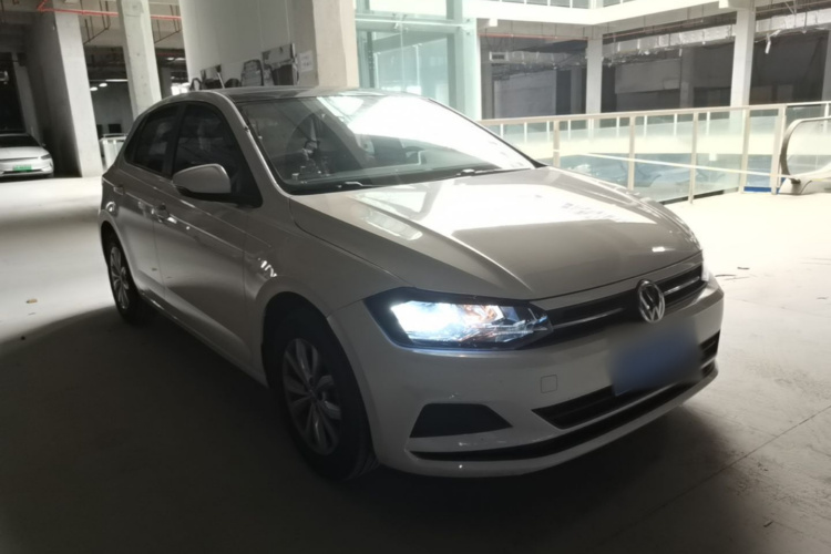Volkswagen Polo 2020 car image #6
