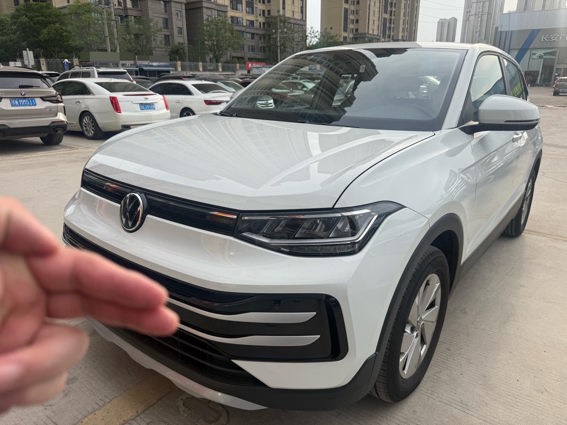 Volkswagen Tharu 2025 car image 