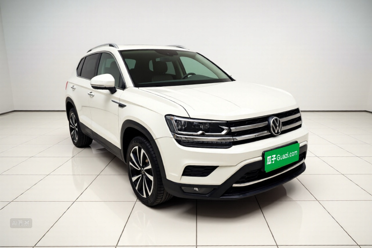 Volkswagen Tharu 2021 car image #4