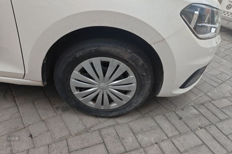 Volkswagen Santana 2018 car image #9