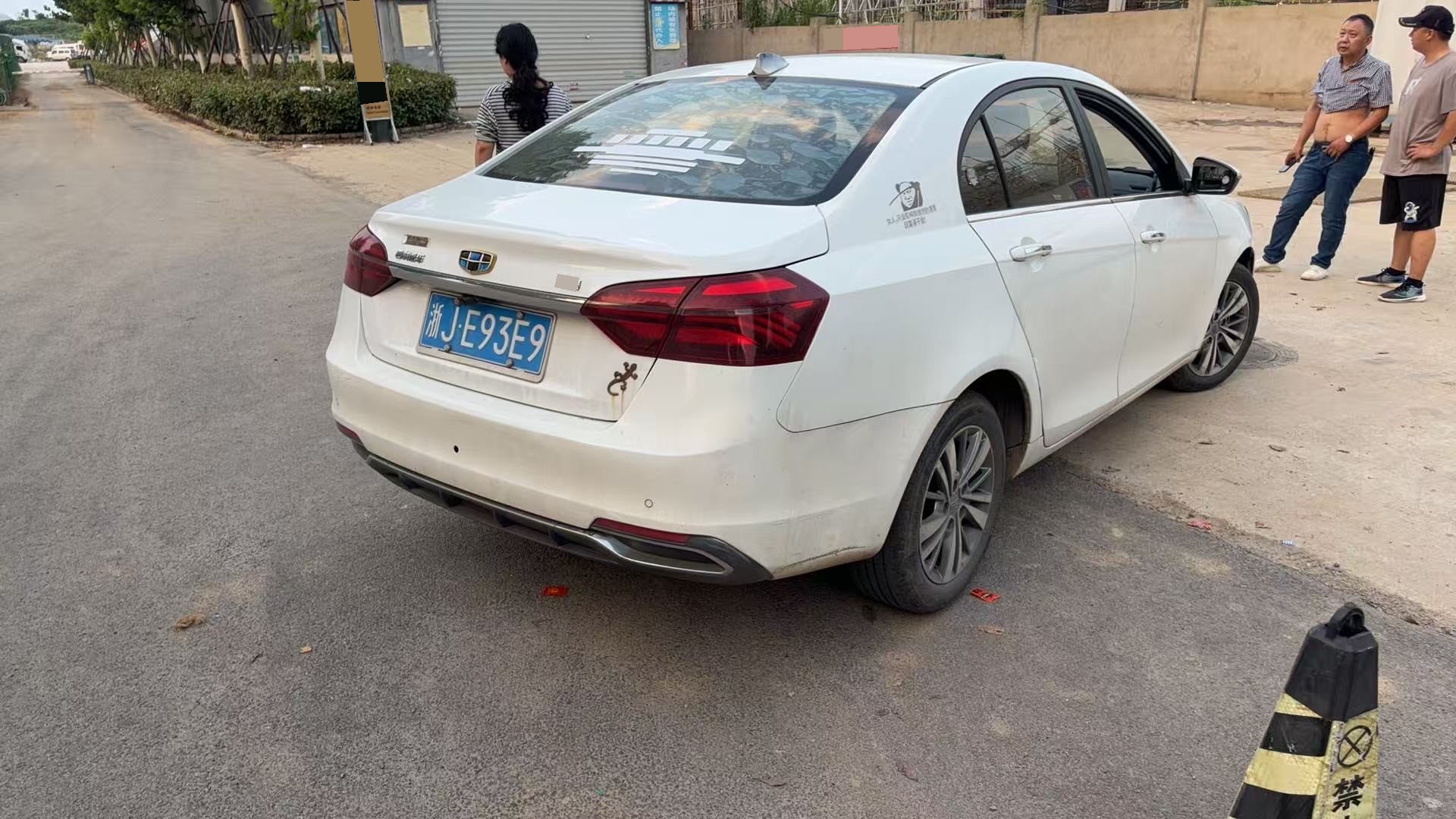 GEELY Emgrand 2018 car image #3