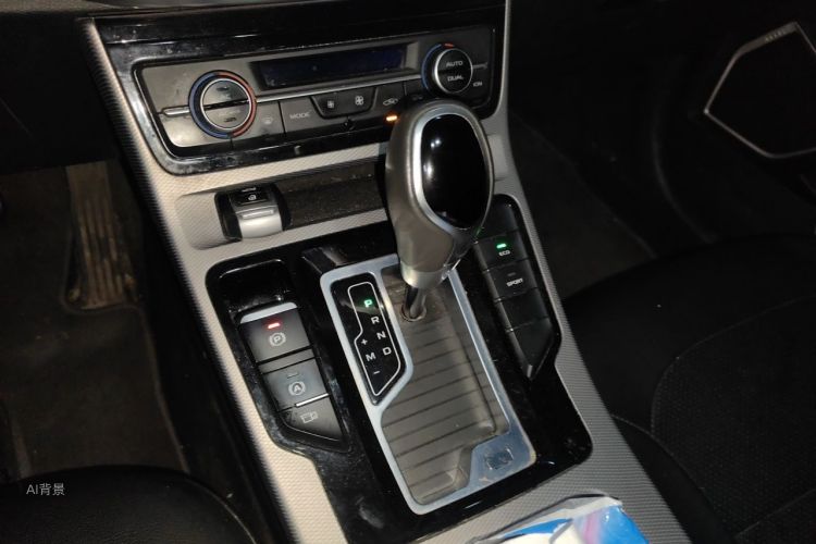GEELY Emgrand GL 2019 car image #16