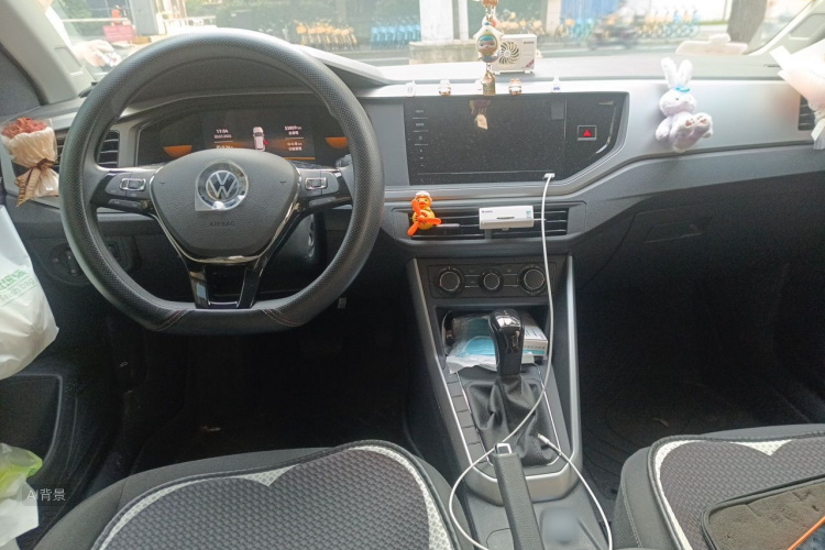 Volkswagen Polo 2023 car image #11