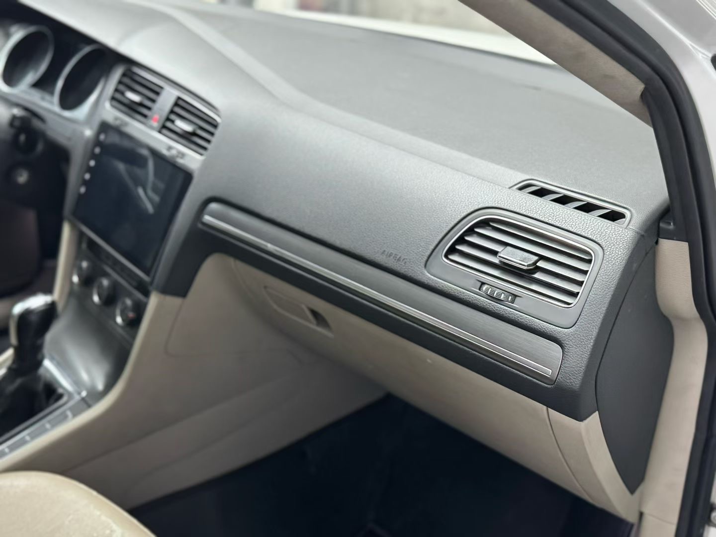 Volkswagen Golf 2015 immagine di auto #3