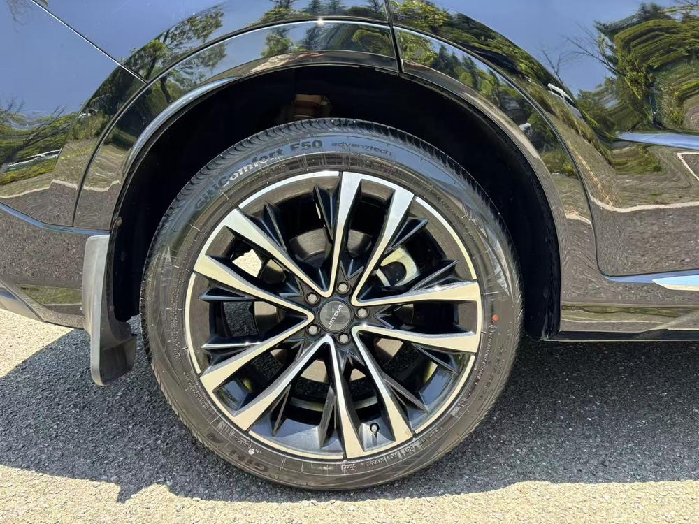 Jetour X70 PLUS 2023 #8 Jetour X70 PLUS 2023 car image #8