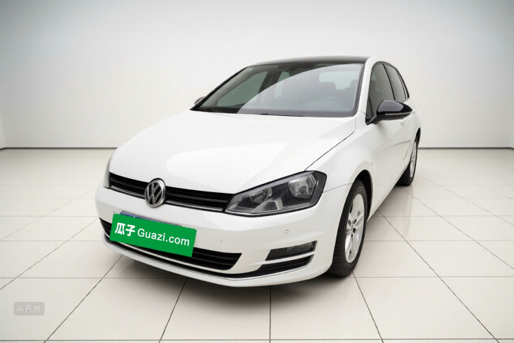 Volkswagen Golf 2017 car image #2