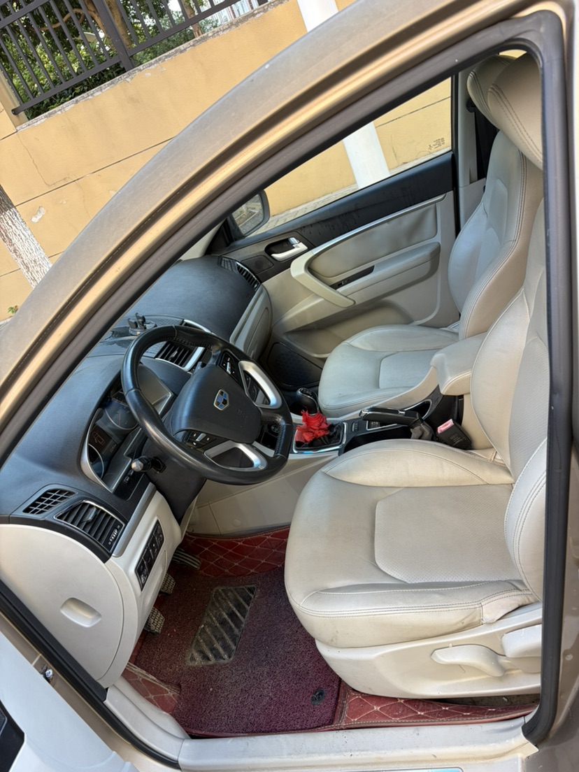 GEELY Emgrand 2014 car image #5