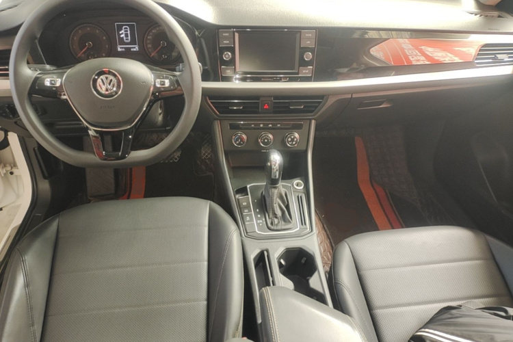 Volkswagen Lavida 2018 car image #10