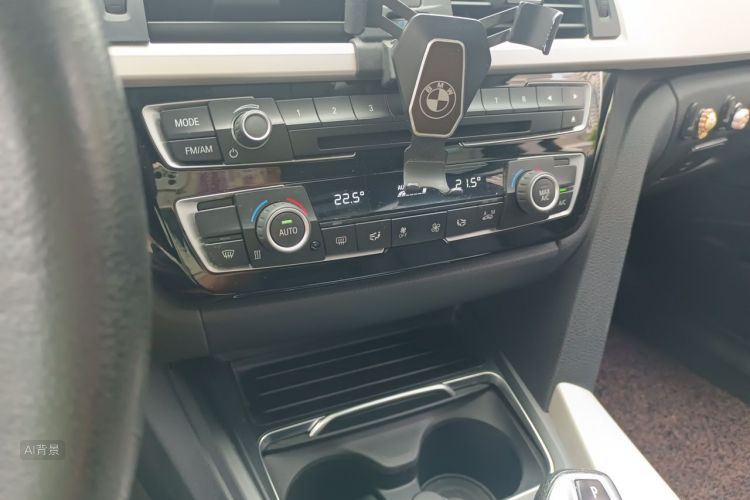 BMW 3 Series GT 2017 car image #15