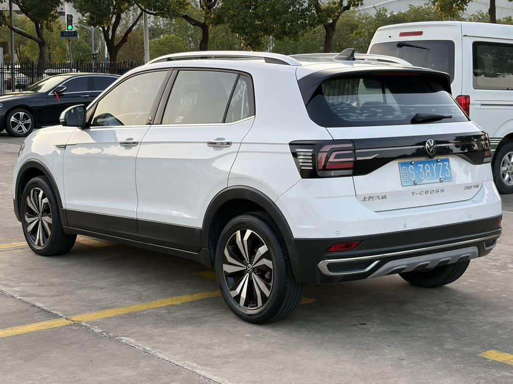 Volkswagen T-Cross 2021 car image #4