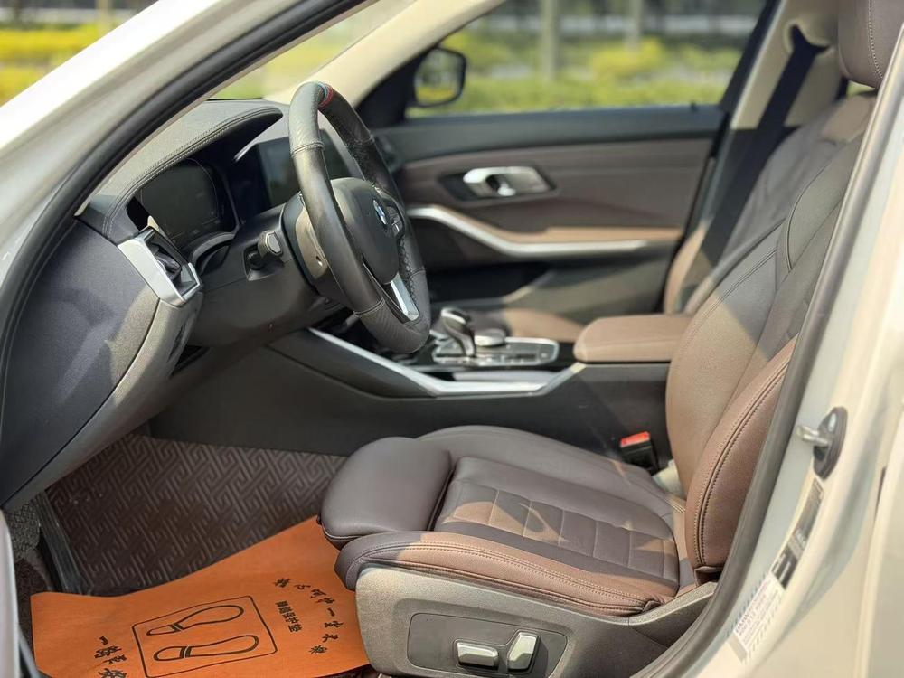 BMW 3 Series 2019 #8 BMW 3 Series 2019 immagine di auto #8