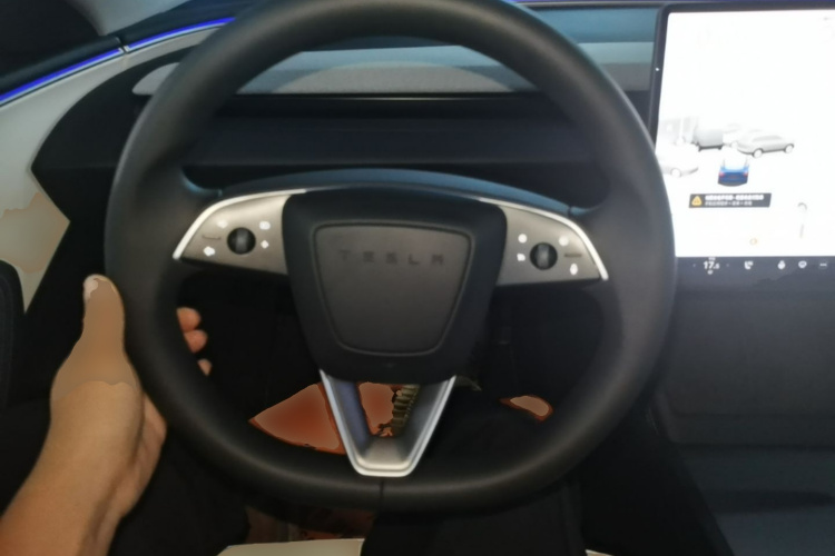 Tesla Model 3 2024 #11 Tesla Model 3 2024 car image #11