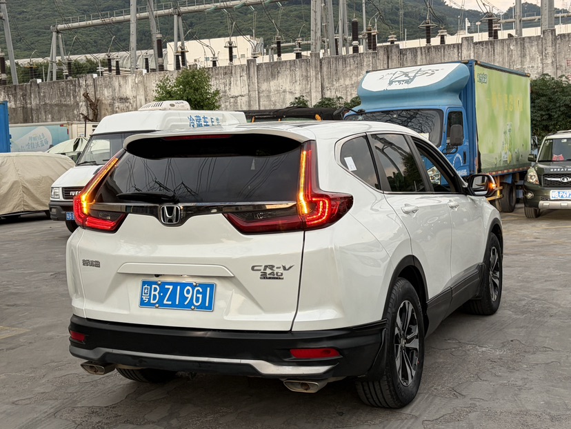 Honda CR-V 2022 صورة سيارة #9