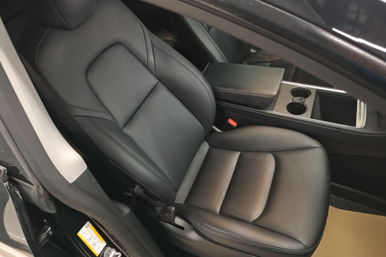 Tesla Model Y 2021 #24 Tesla Model Y 2021 car image #24