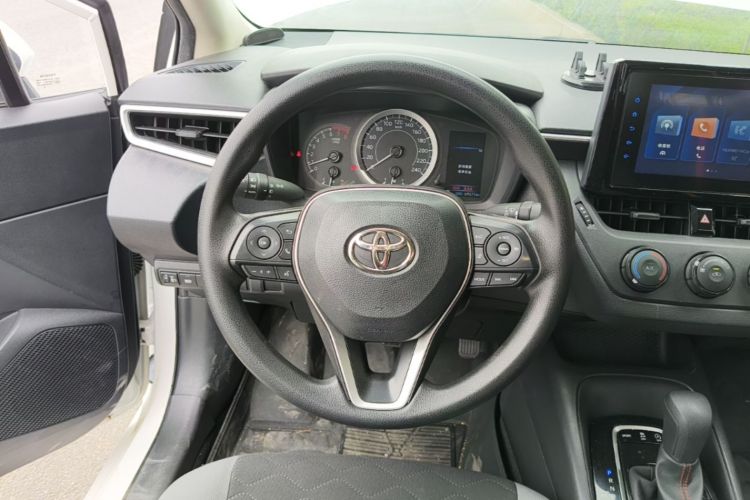 Toyota Corolla 2023 car image #11