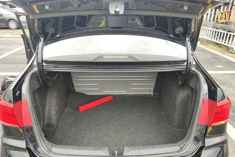 Volkswagen Santana 2017 #19 Volkswagen Santana 2017 car image #19