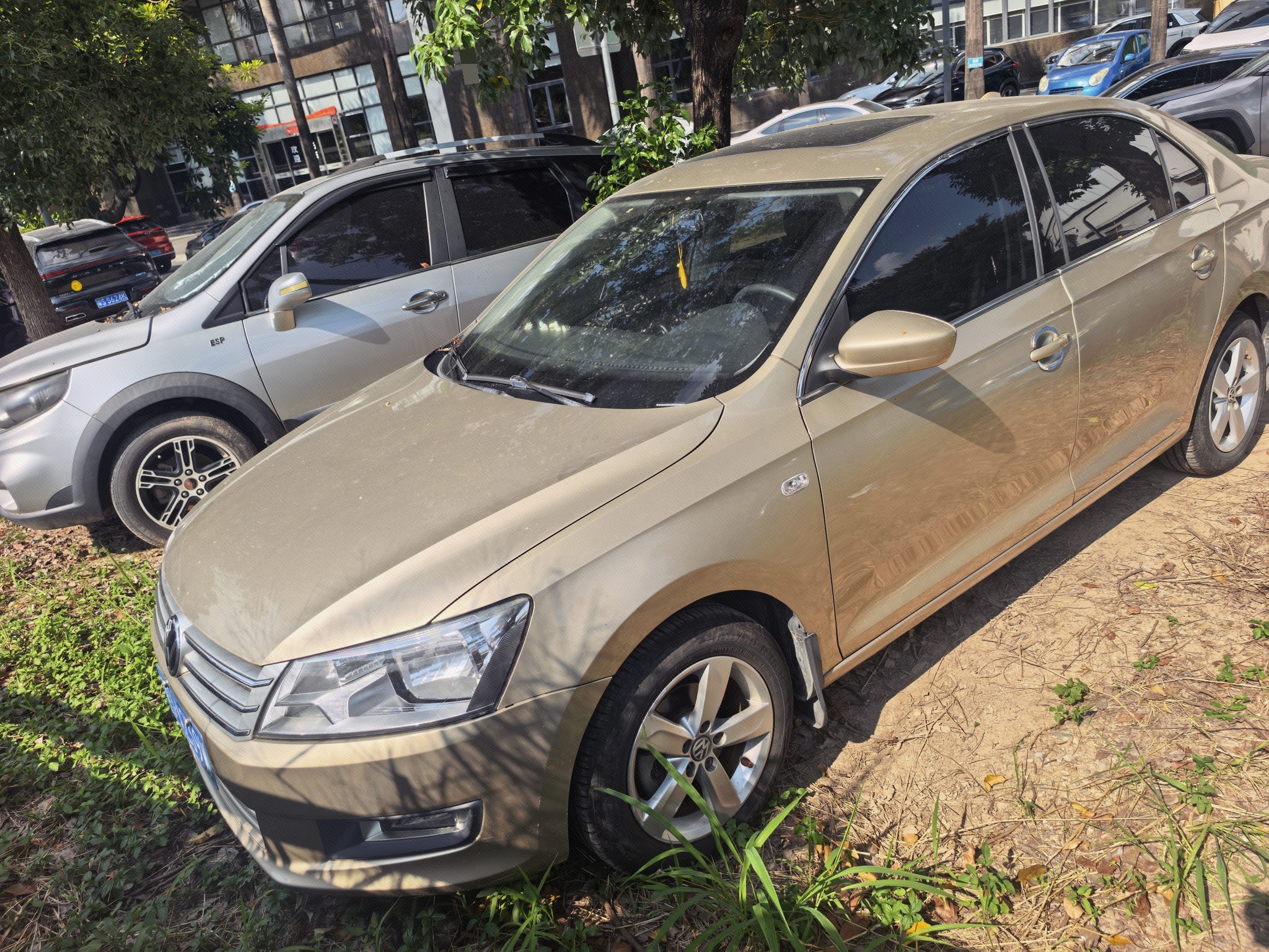 Volkswagen Santana 2014 car image 