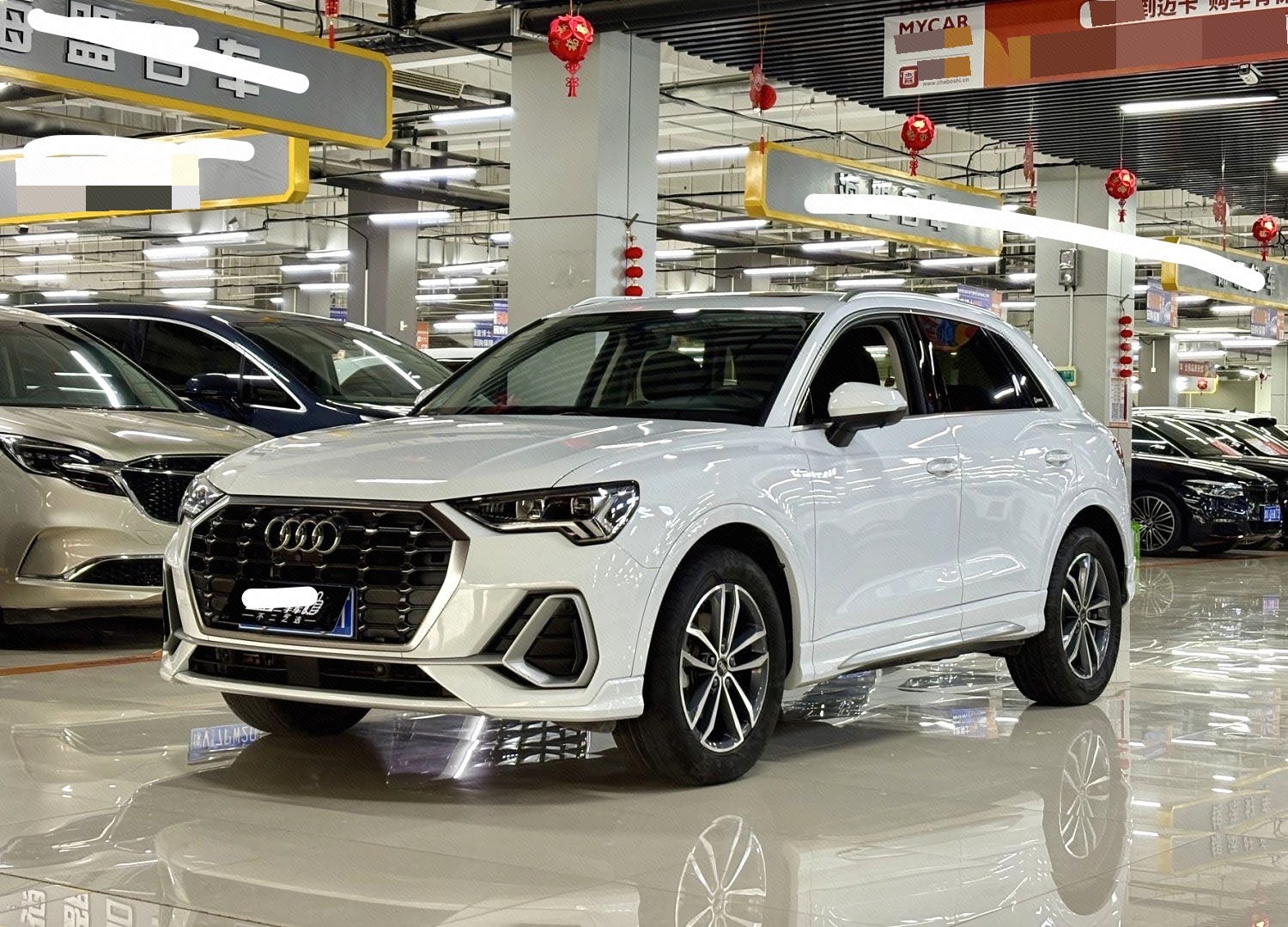 Audi Q3 2023 car image 