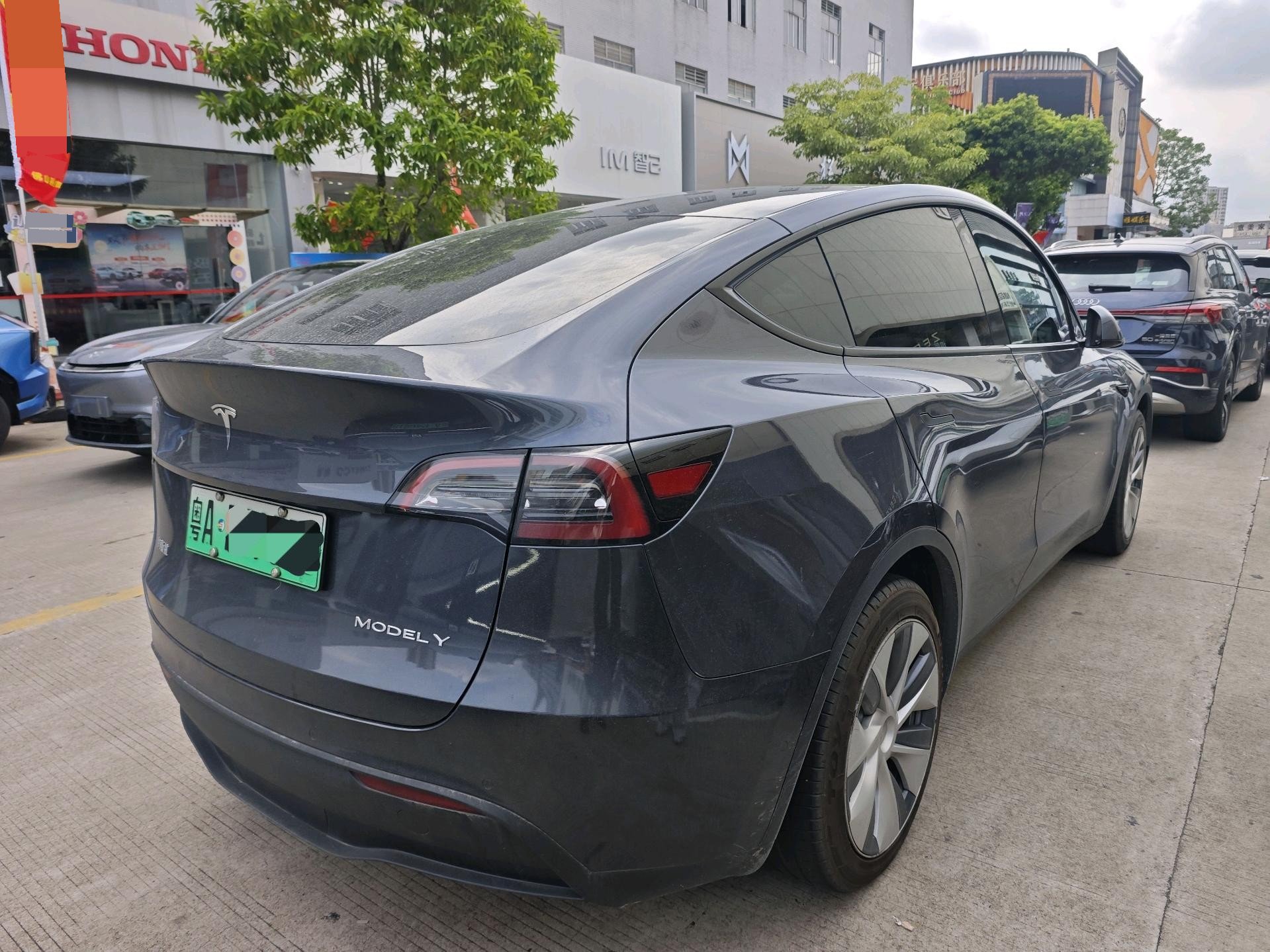 Tesla Model Y 2022 #7 Tesla Model Y 2022 car image #7