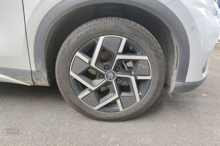 BYD Yuan Plus 2023 immagine di auto #9