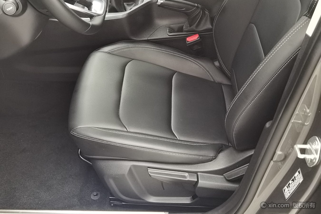 GEELY Emgrand 2025 image de voiture #21