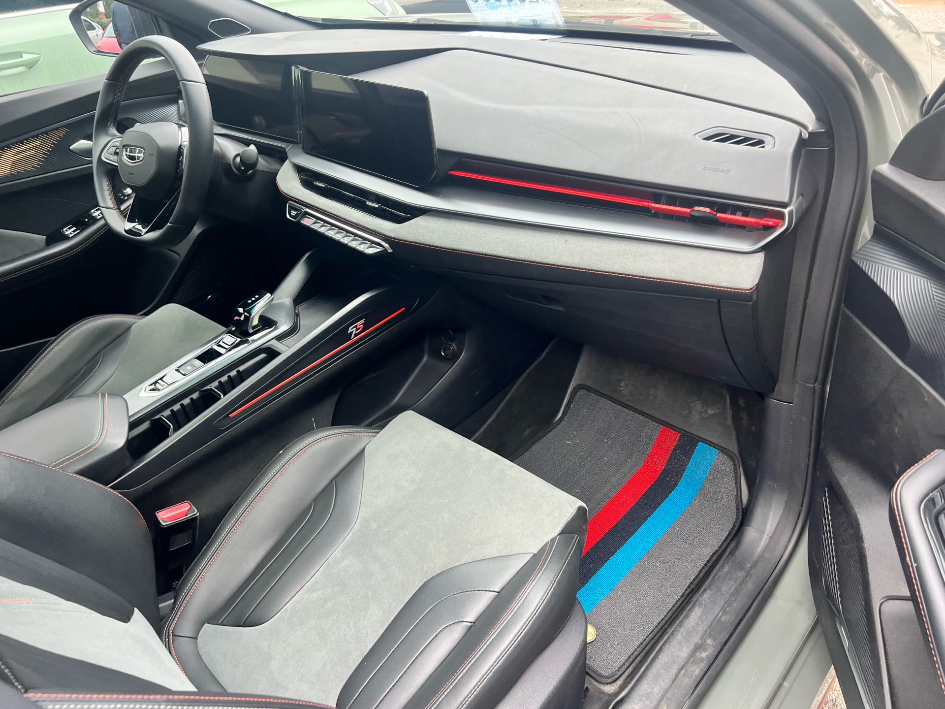 GEELY Binray 2022 صورة سيارة #4