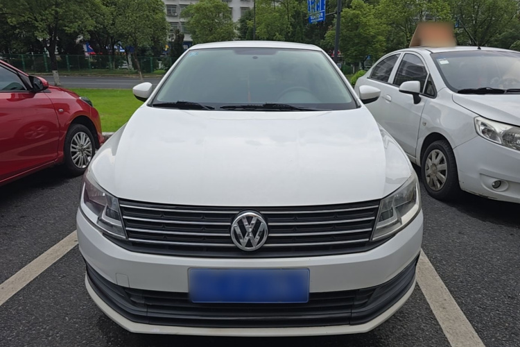 Volkswagen Lavida 2018 car image #3