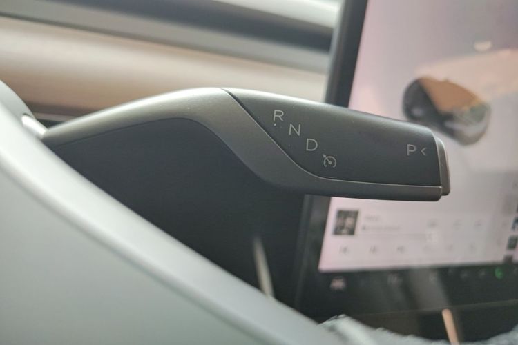 Tesla Model 3 2020 #14 Tesla Model 3 2020 car image #14