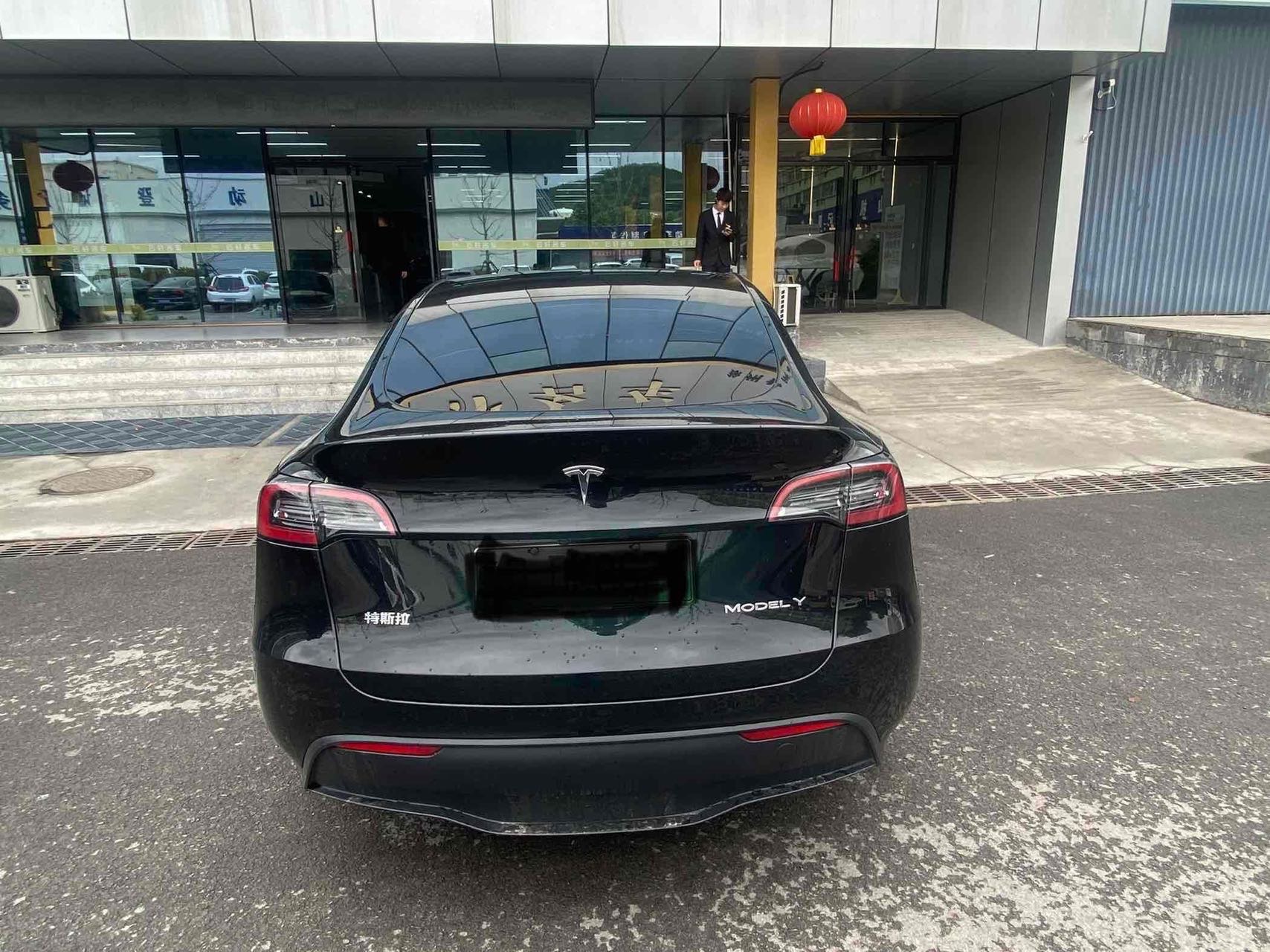 Tesla Model Y 2024 car image #7