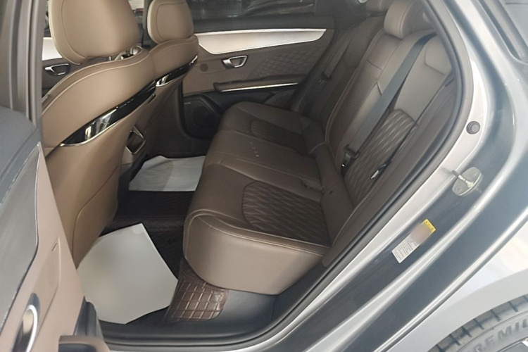 BYD Han 2022 car image #17