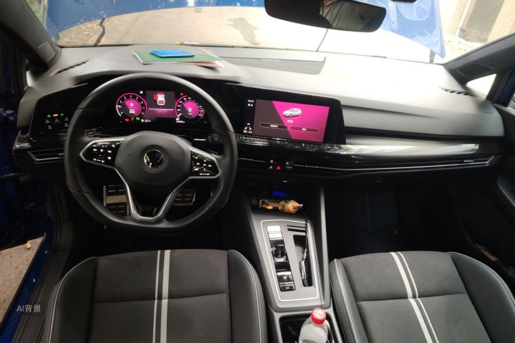 Volkswagen Golf 2021 صورة سيارة #11