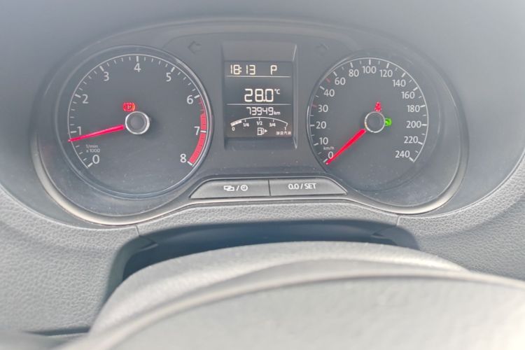 Volkswagen Polo 2017 #13 Volkswagen Polo 2017 car image #13