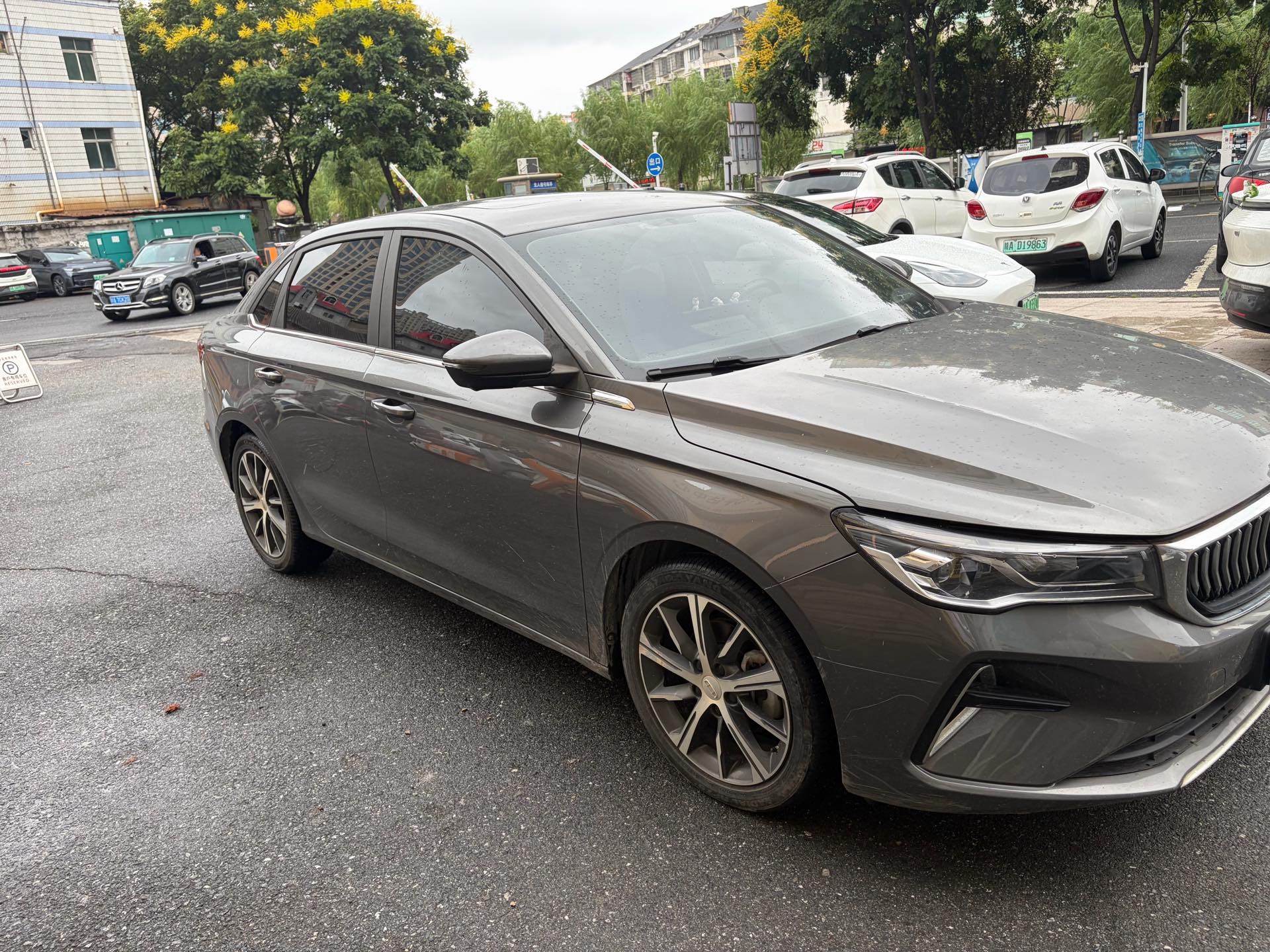 GEELY Emgrand 2023 #3 GEELY Emgrand 2023 صورة سيارة #3