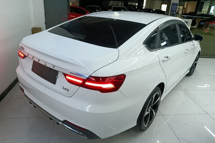 GEELY Binray 2019 imagem de carro #7