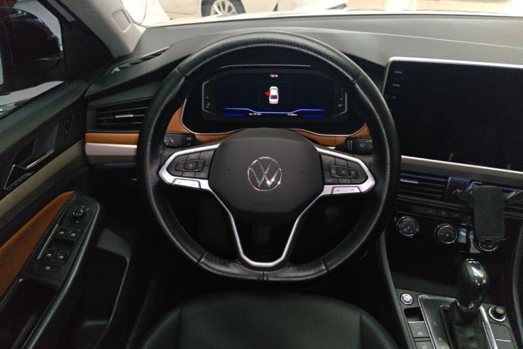 Volkswagen Bora 2025 car image #11