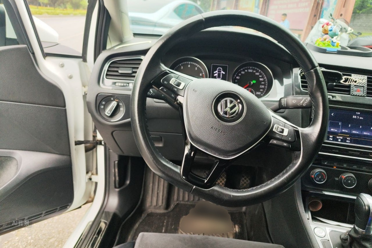 Volkswagen Golf 2018 #12 Volkswagen Golf 2018 car image #12